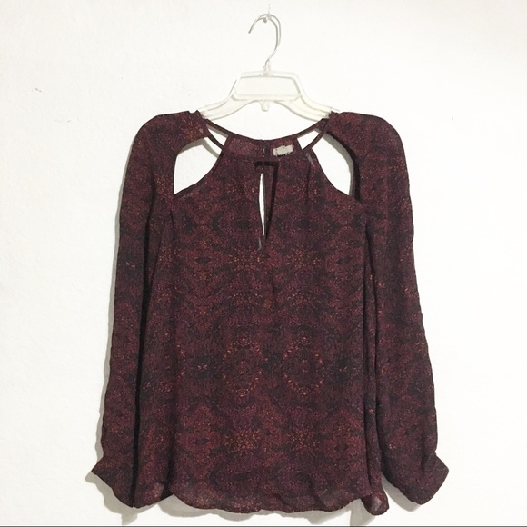 Ecote Tops - Ecoté Black Floral Stained Glass Print Blouse Sz S